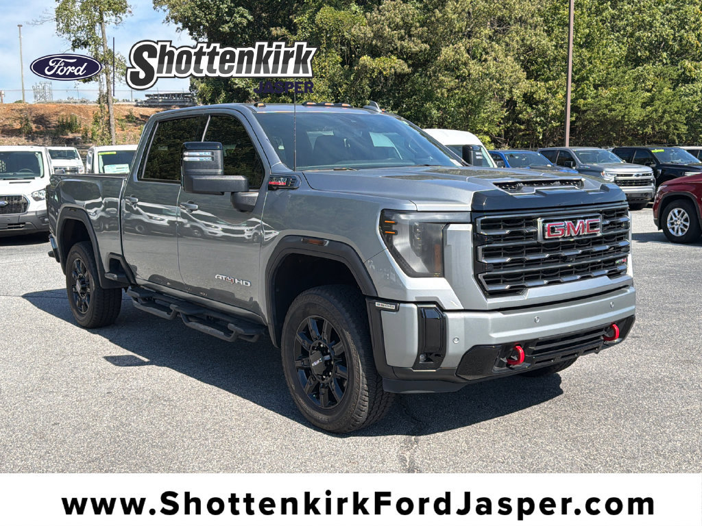 Used 2025 GMC Sierra 3500 AT4 w/ Technology Package