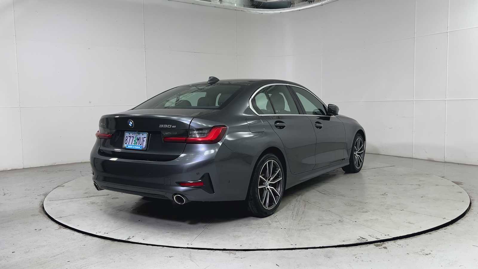 Used 2021 BMW 330e xDrive w/ Premium Package image 2