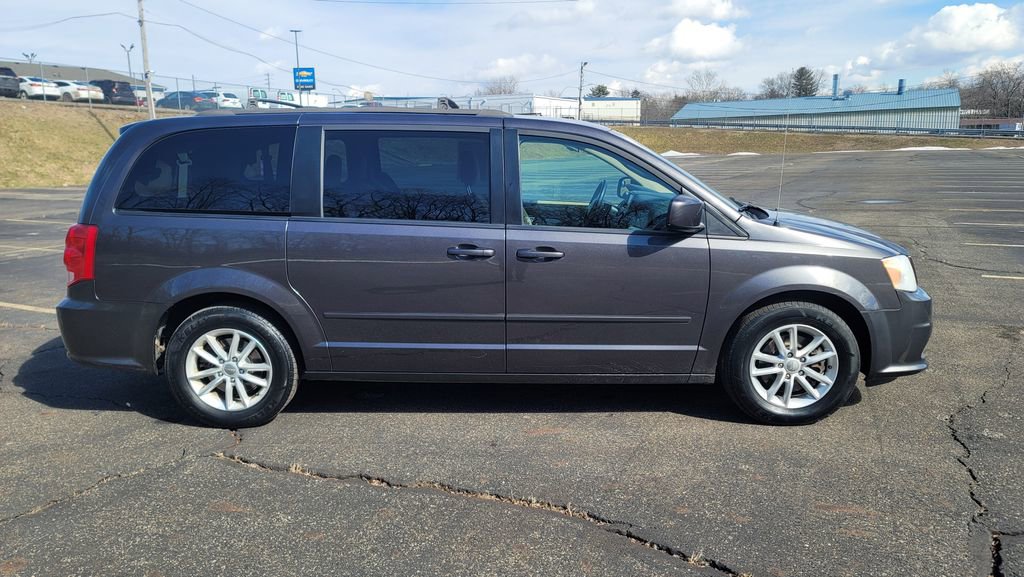Used 2015 Dodge Grand Caravan SXT FWD image 15