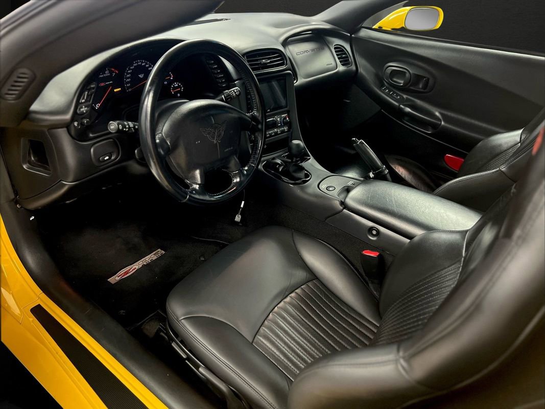 Used 2003 Chevrolet Corvette Z06 w/ Memory Package, 3 Drivers image 18