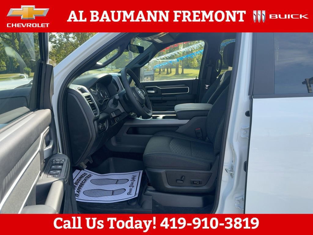 New 2026 RAM 2500 Big Horn AWD/4WD image 16