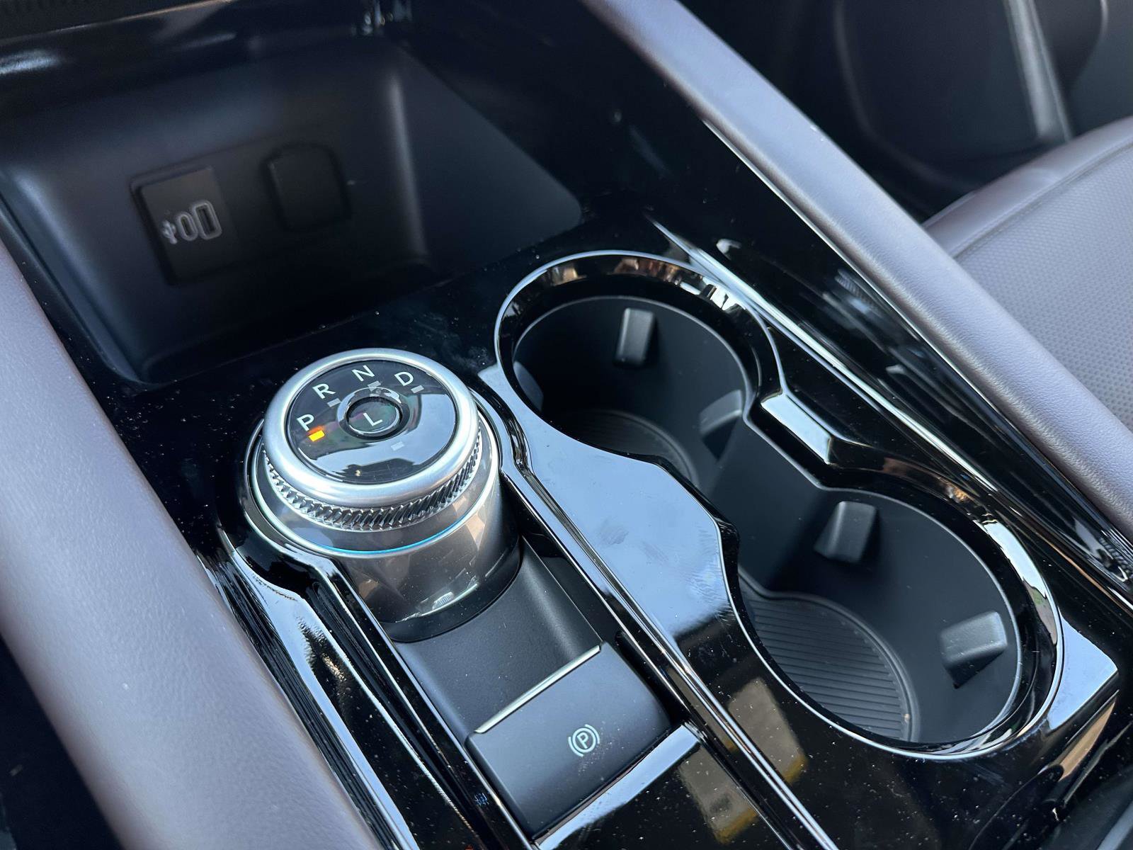 New 2026 Ford Explorer Platinum w/ LUX Leather Package image 20