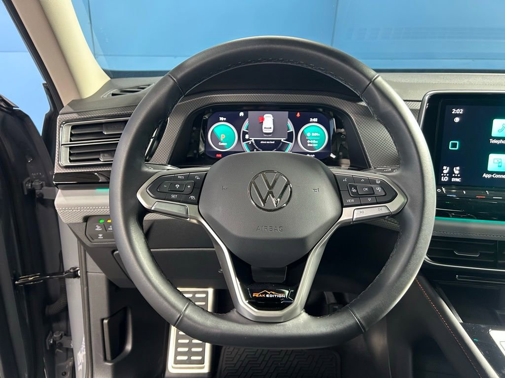Used 2024 Volkswagen Atlas Peak Edition SE image 18
