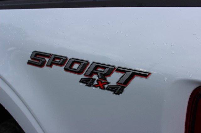 Used 2022 Ford F150 Lariat w/ Equipment Group 502A High image 6