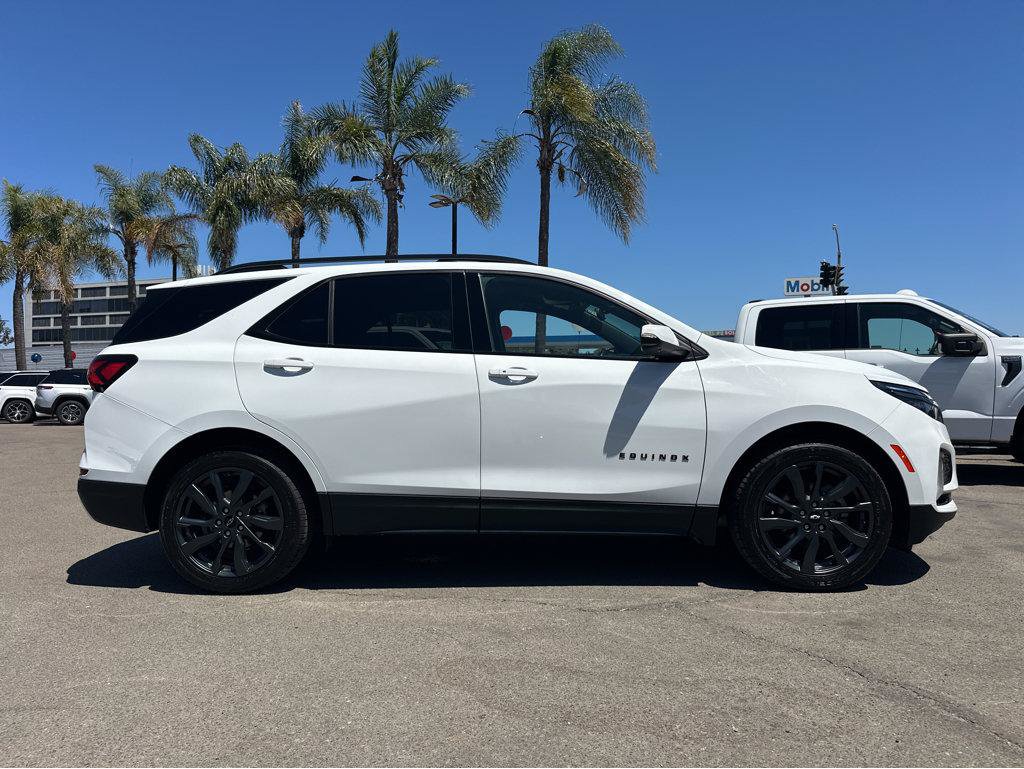 Used 2022 Chevrolet Equinox RS w/ Infotainment Package FWD image 42