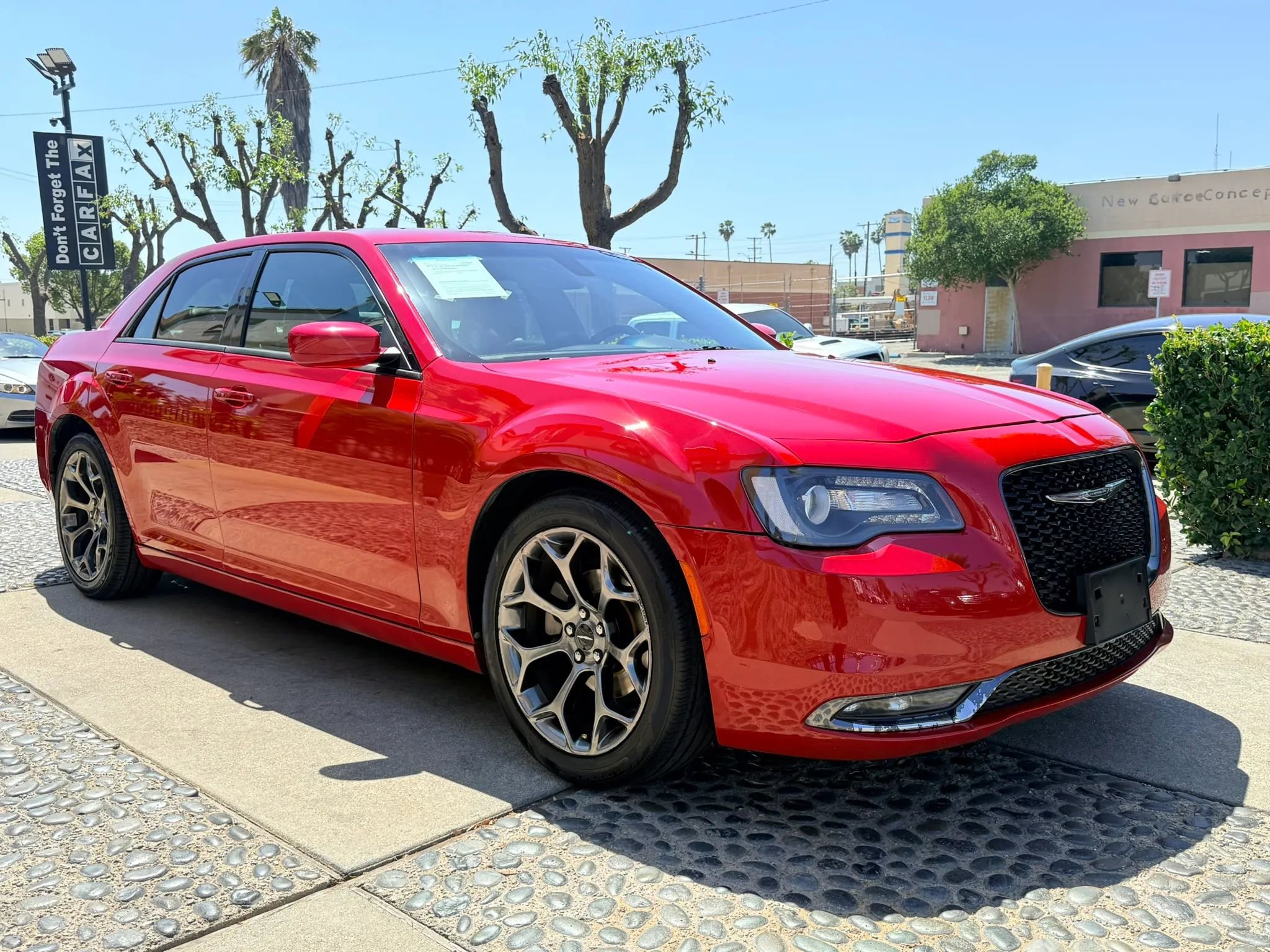 Used 2017 Chrysler 300 S image 3