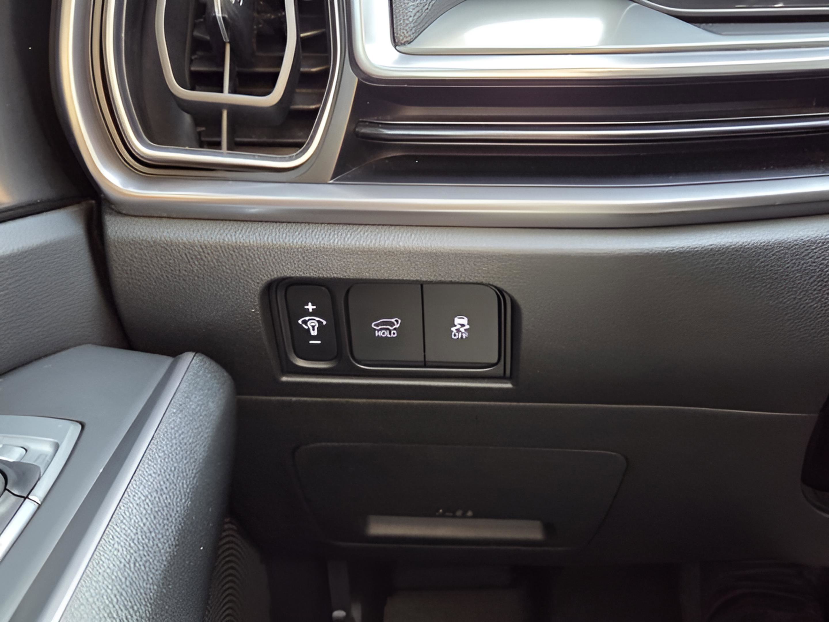 Used 2025 Kia Sorento EX image 26