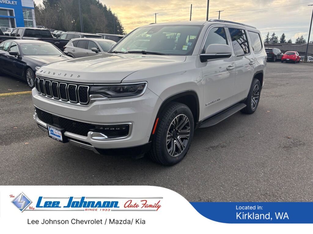 Used 2022 Jeep Wagoneer Series III w/ Flexible Seating Group