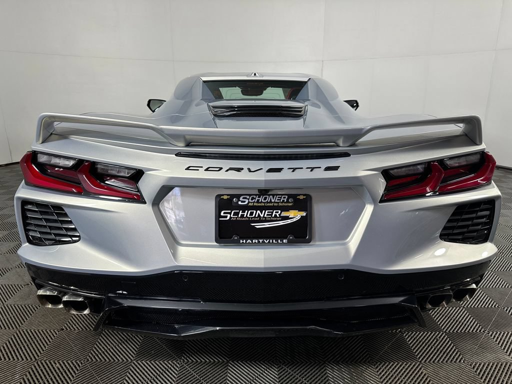 Used 2024 Chevrolet Corvette Stingray Premium Conv w/ Z51 Performance Package RWD image 4
