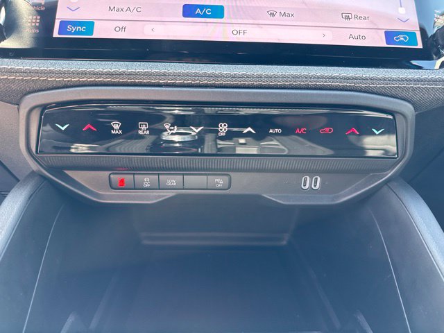 New 2026 Jeep Cherokee Laredo AWD/4WD image 15