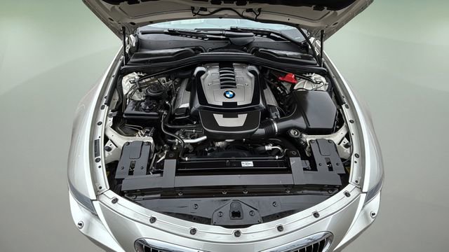 Used 2006 BMW 650i Coupe image 32