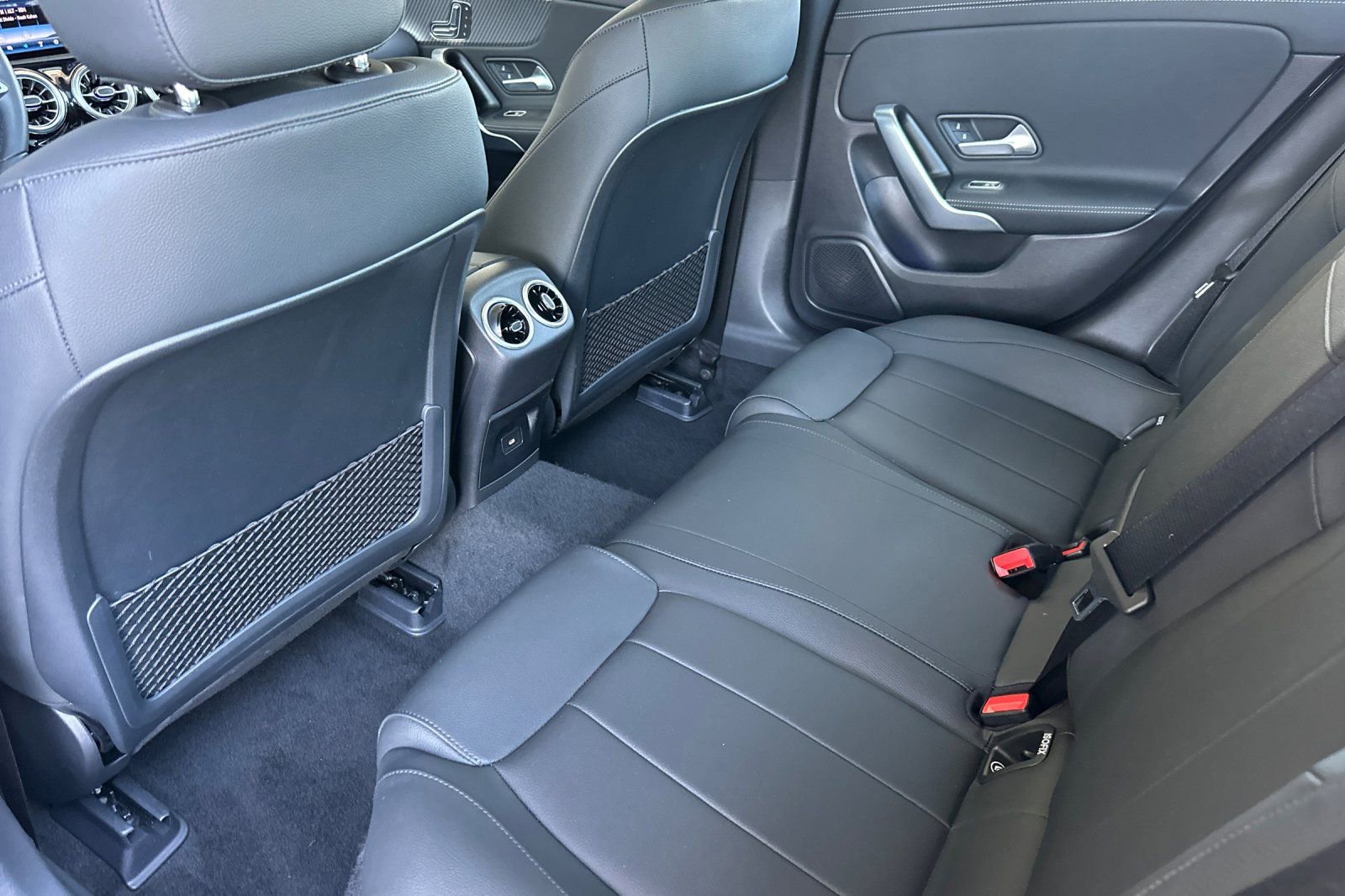 Certified 2025 Mercedes-Benz CLA 250 image 13