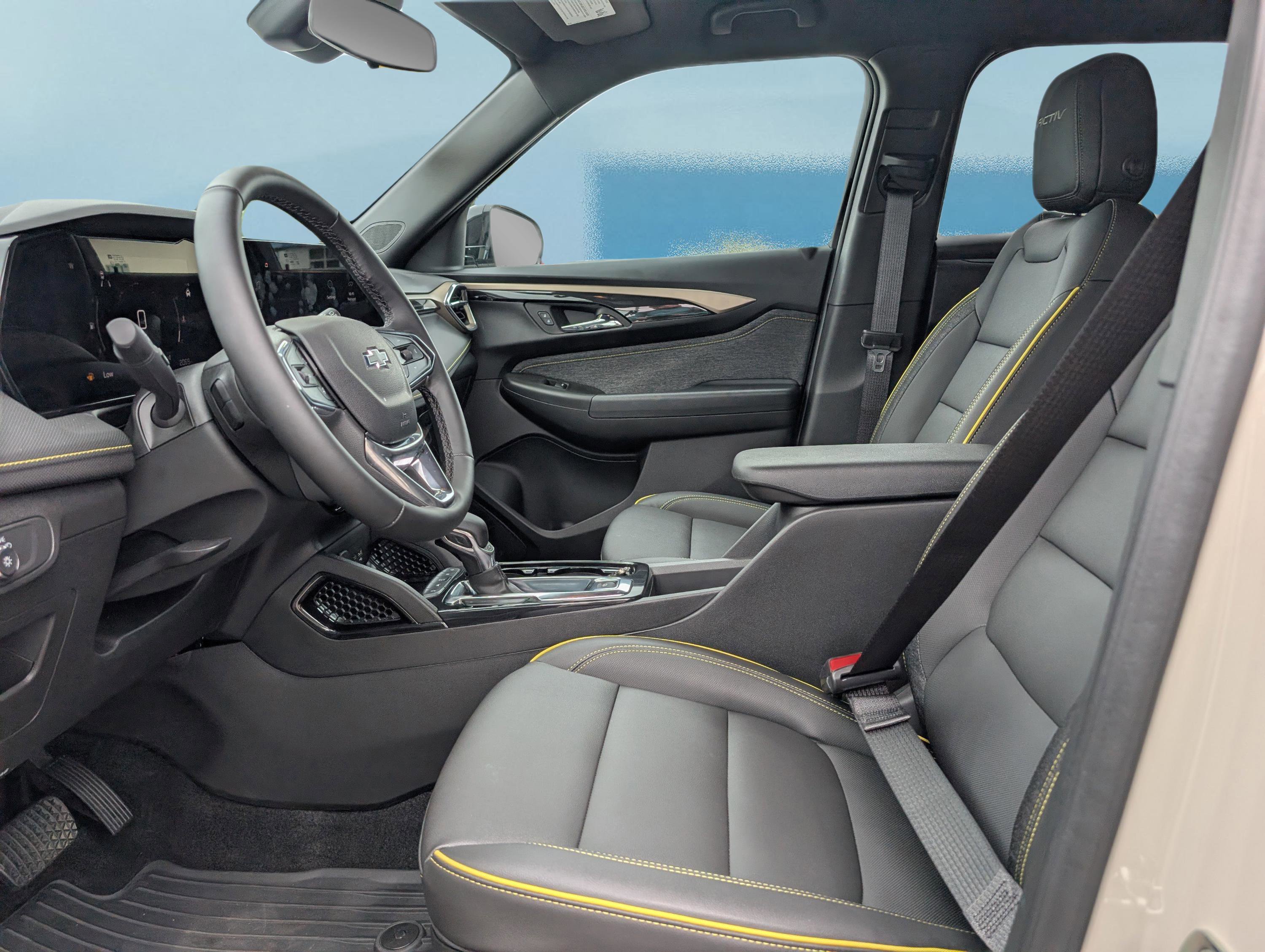 Used 2026 Chevrolet TrailBlazer ACTIV w/ Driver Confidence Package FWD image 17