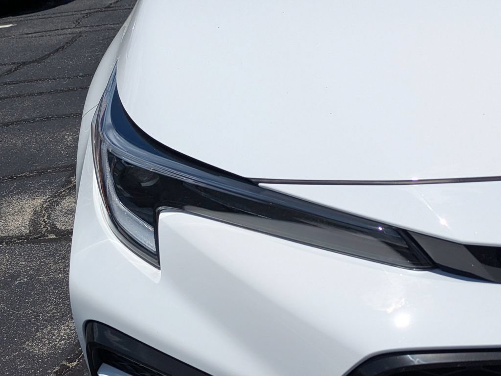 Used 2025 Toyota Corolla SE FWD image 10