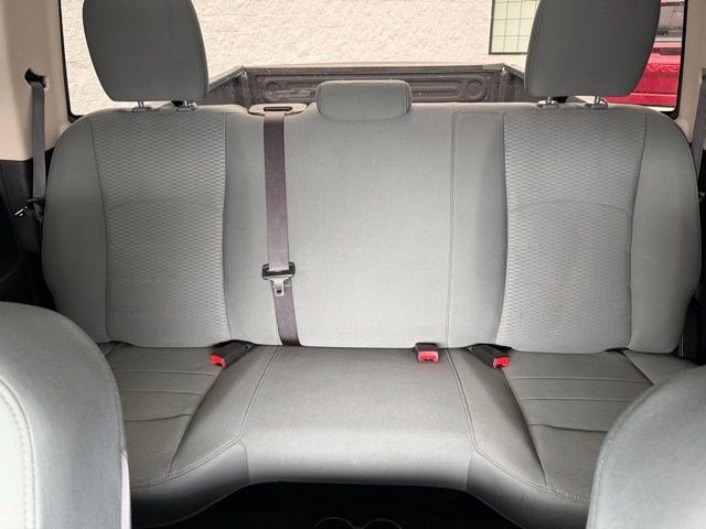 Used 2018 RAM 2500 Tradesman w/ Chrome Appearance Group image 29
