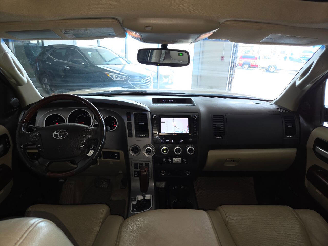 Used 2011 Toyota Sequoia Platinum AWD/4WD image 24