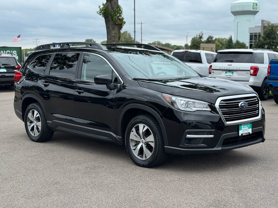 Used 2022 Subaru Ascent Premium w/ Convenience Package image 2
