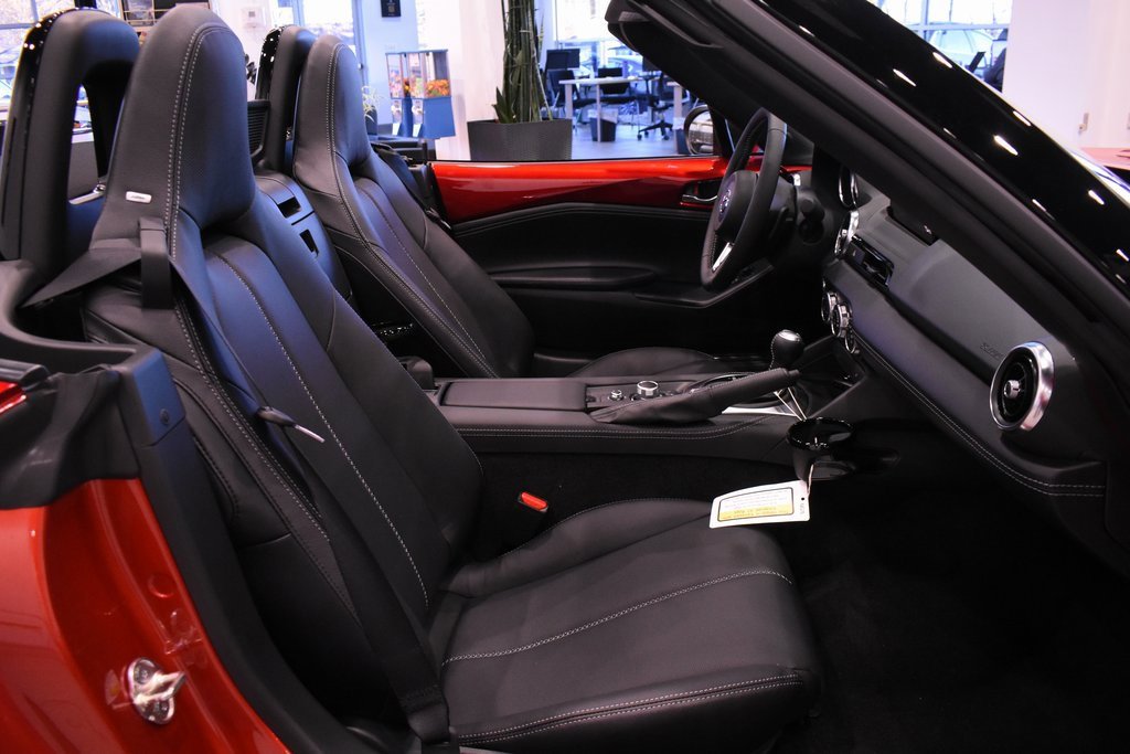 New 2025 MAZDA MX-5 Miata Grand Touring w/ Weather Package image 20