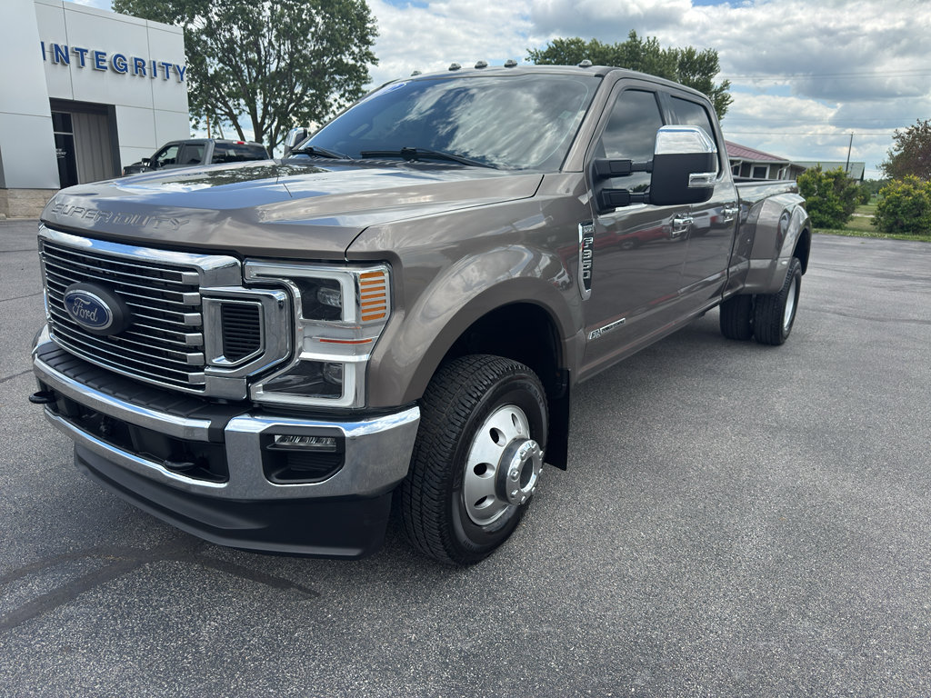 Used 2022 Ford F350 Lariat w/ Lariat Ultimate Package AWD/4WD image 5
