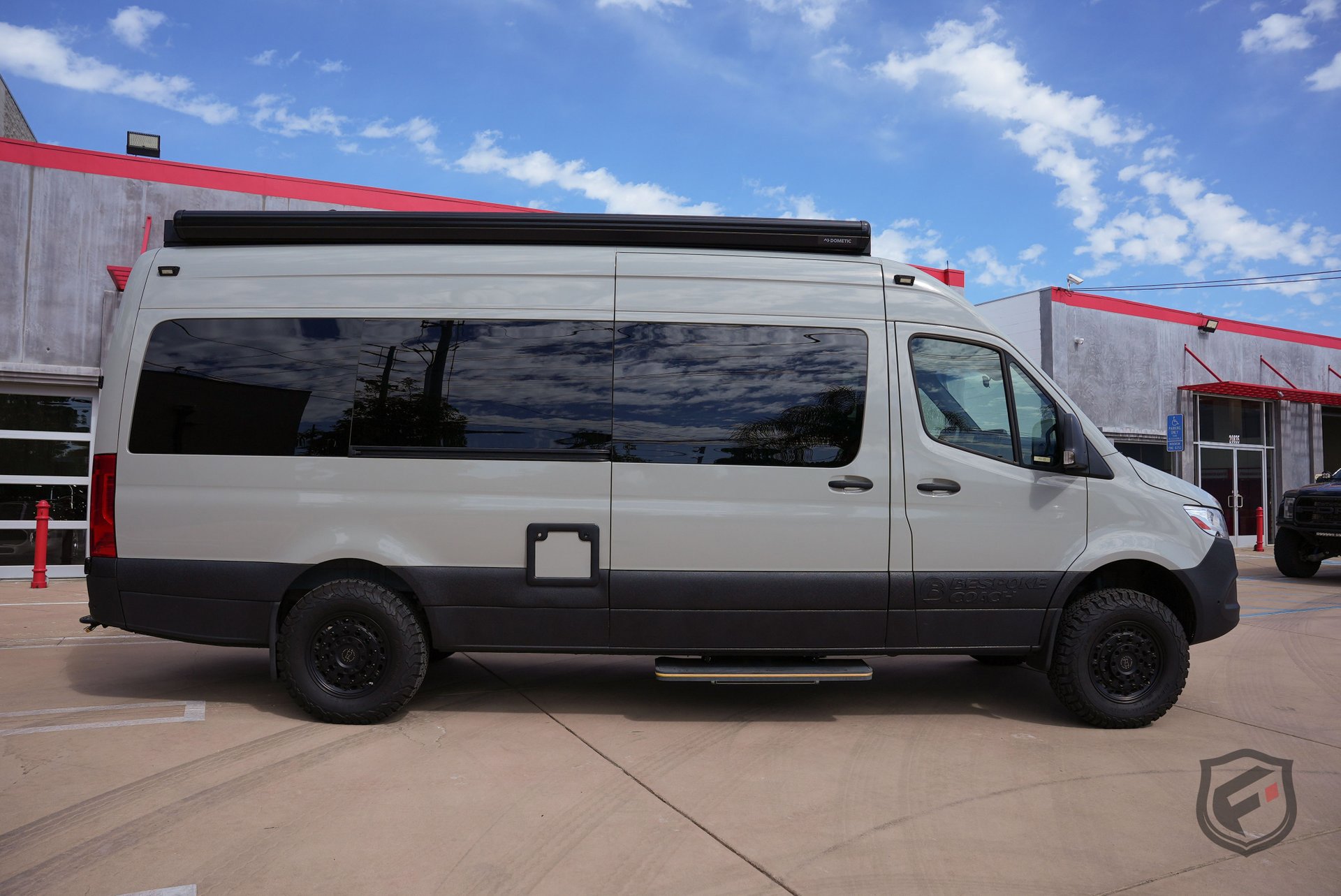 Used 2021 Mercedes-Benz Sprinter 2500 image 10