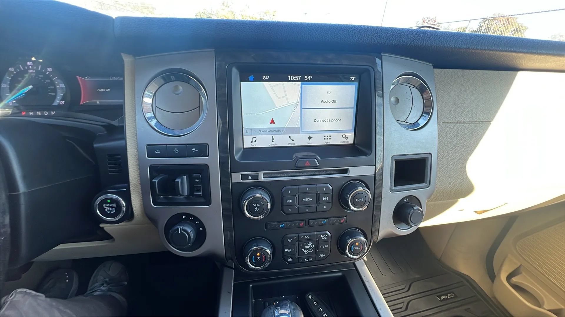 Used 2017 Ford Expedition EL Limited w/ Equipment Group 301A AWD/4WD image 16