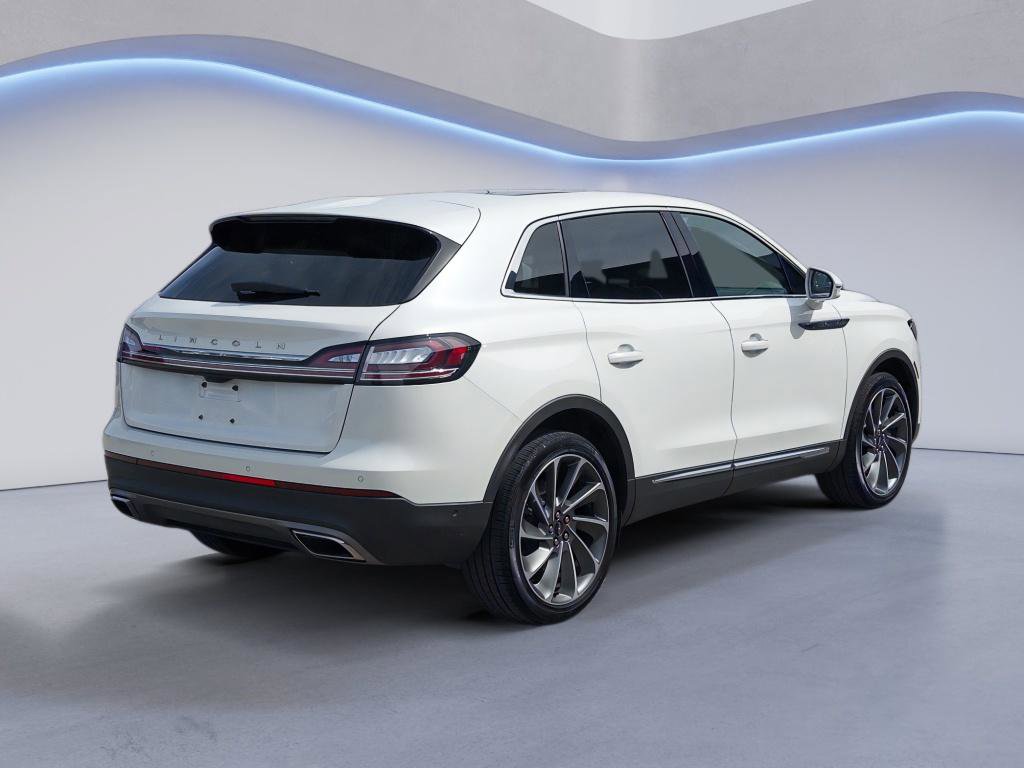 Used 2023 Lincoln Nautilus Reserve w/ Equipment Group 202A image 6