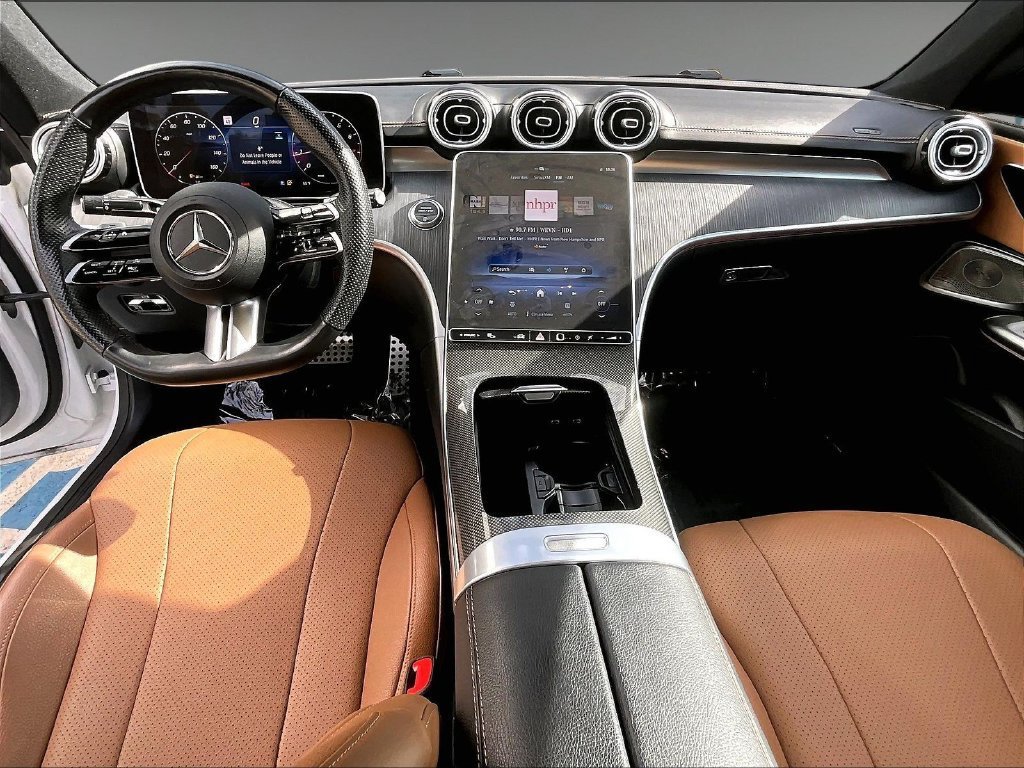 Used 2025 Mercedes-Benz CLE 300 4MATIC Coupe image 17