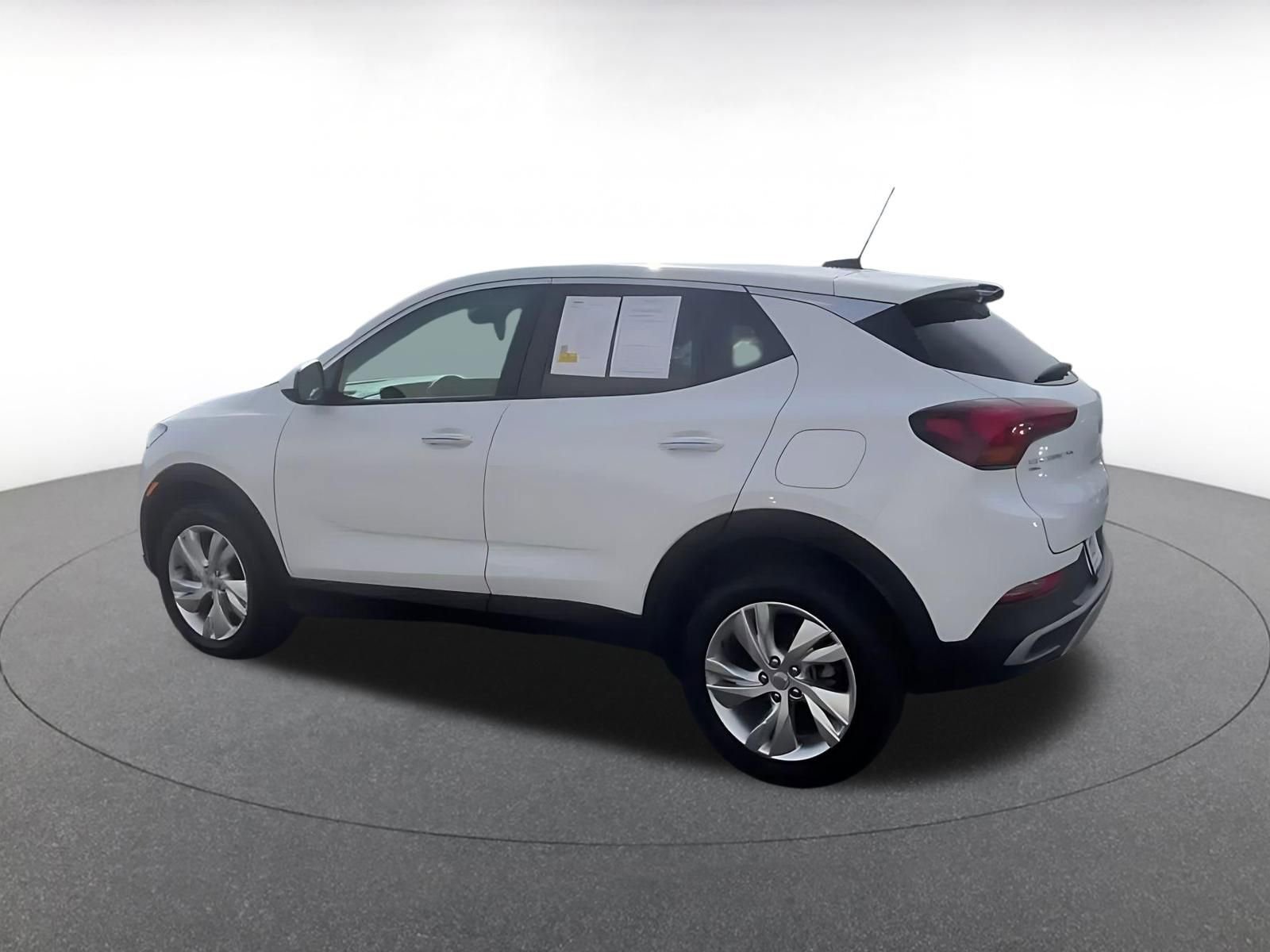Used 2025 Buick Encore GX Preferred AWD/4WD image 10