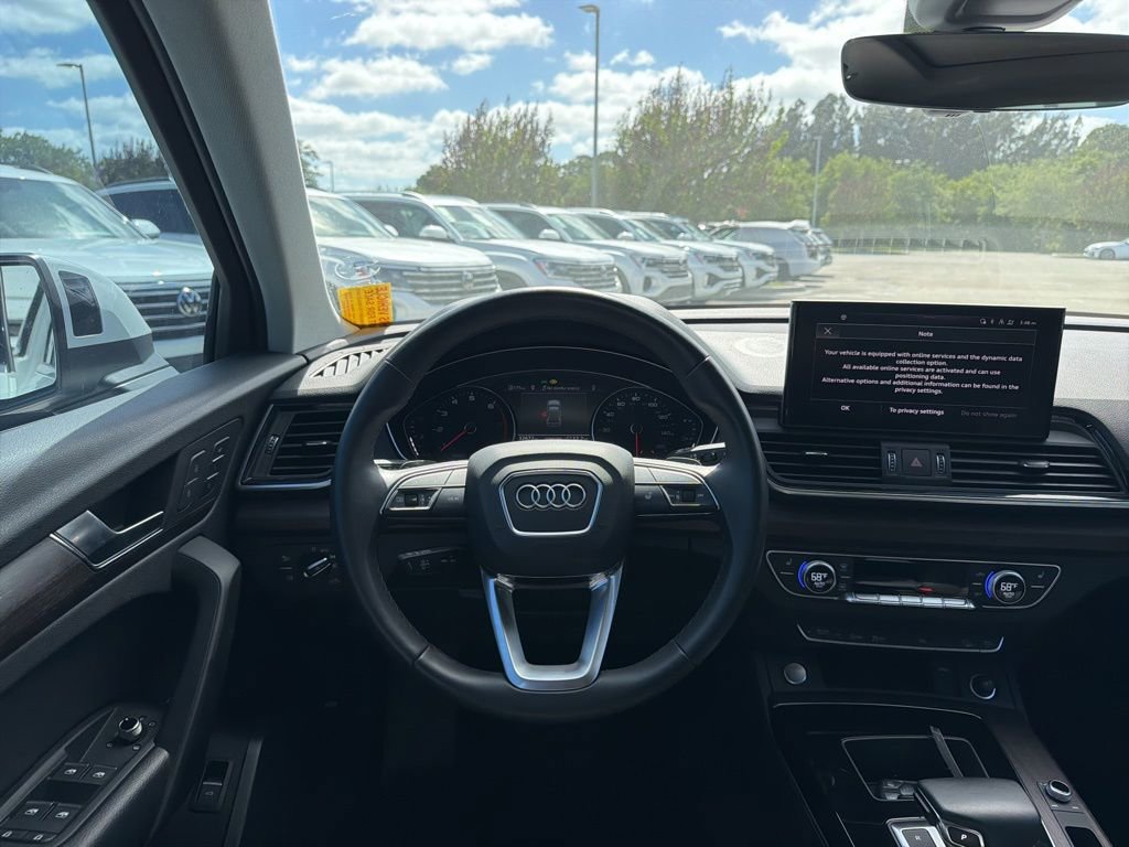 Used 2023 Audi Q5 2.0T Premium w/ Convenience Package image 11