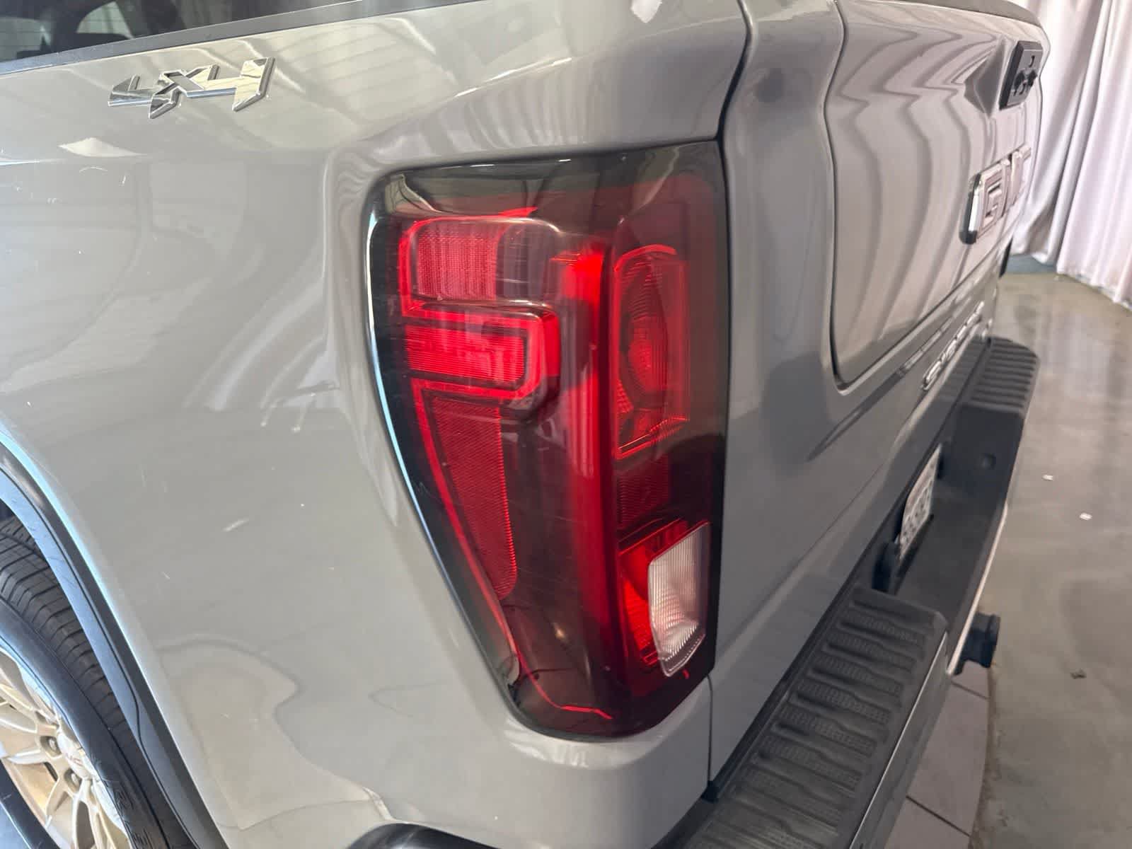 Used 2024 GMC Sierra 1500 SLE AWD/4WD image 14