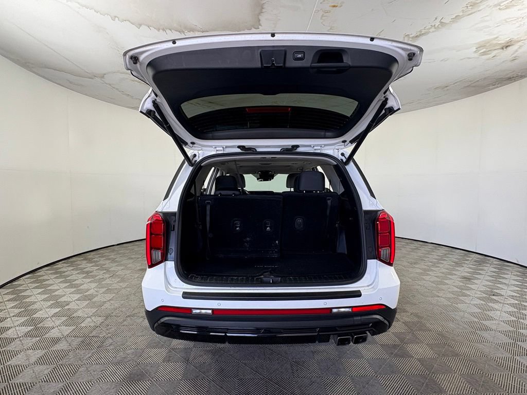 Used 2023 Hyundai Palisade XRT w/ Cargo Package FWD image 13