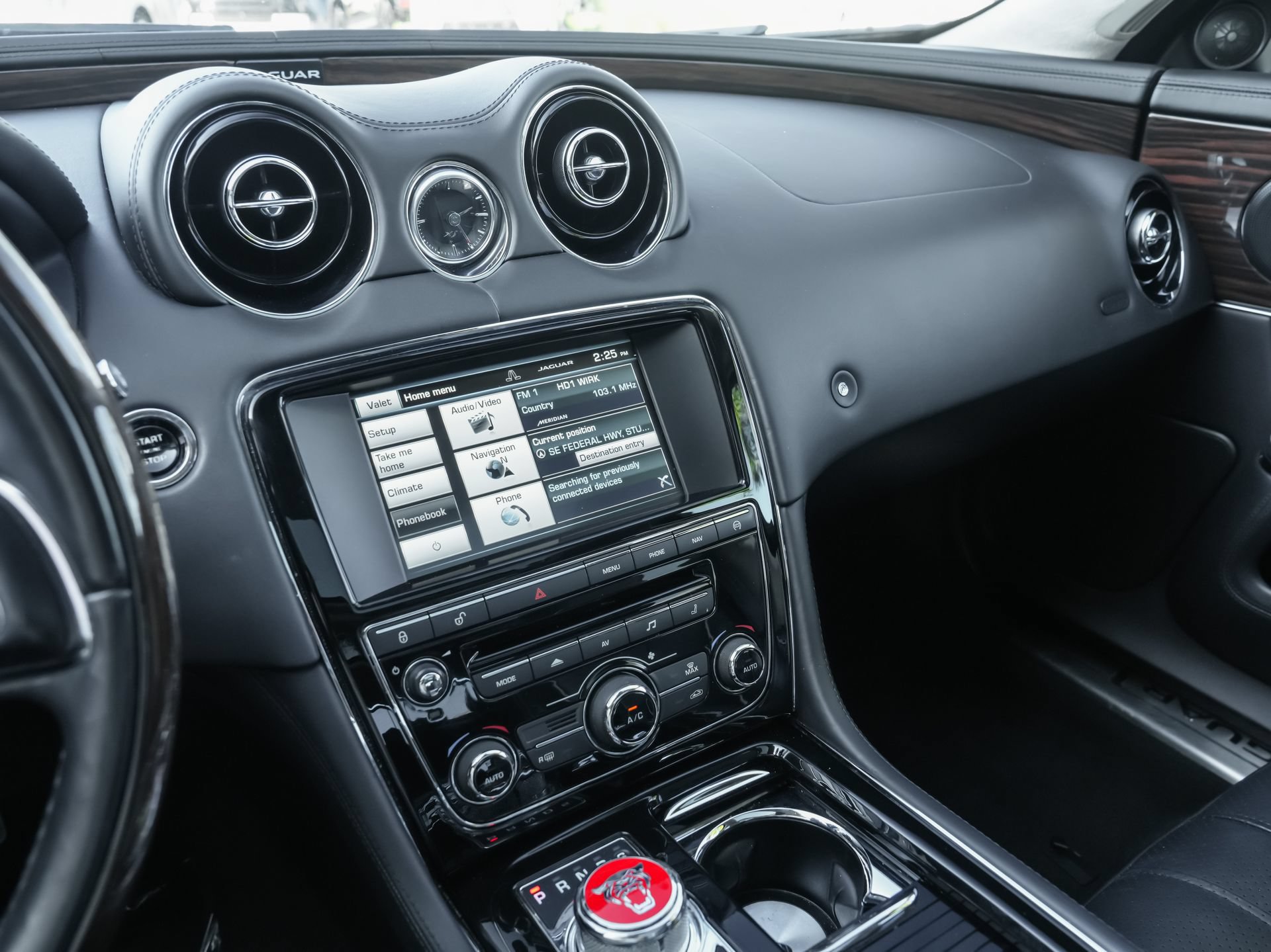 Used 2015 Jaguar XJ L Portfolio AWD/4WD image 10
