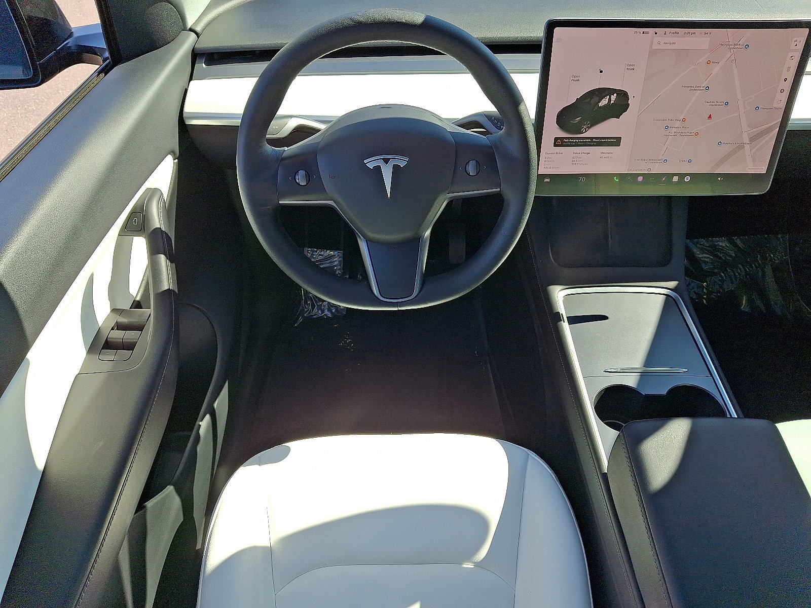 Used 2021 Tesla Model Y Long Range image 11