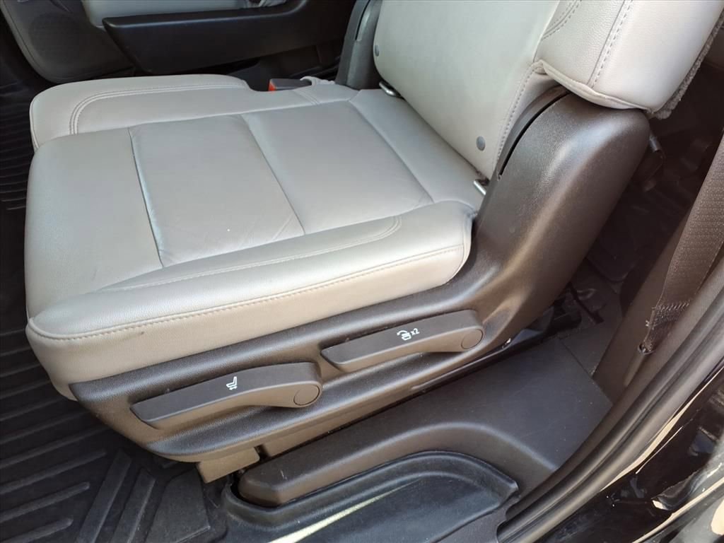 Used 2021 Chevrolet Tahoe LT image 34