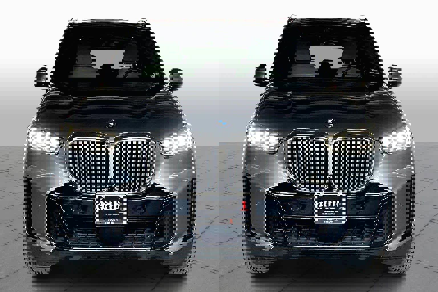 Used 2024 BMW X5 xDrive50e w/ M Sport Package image 3