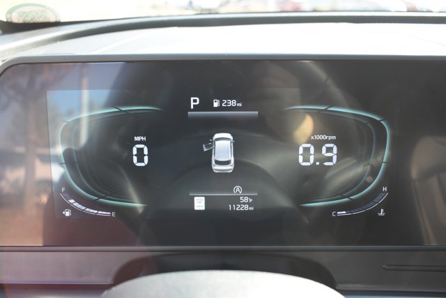 Used 2025 Kia Sportage EX image 22
