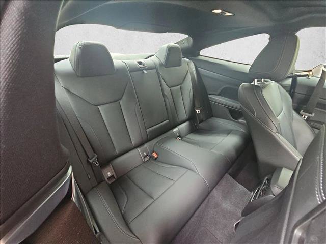 Used 2024 BMW 430i Coupe w/ M Sport Package RWD image 15
