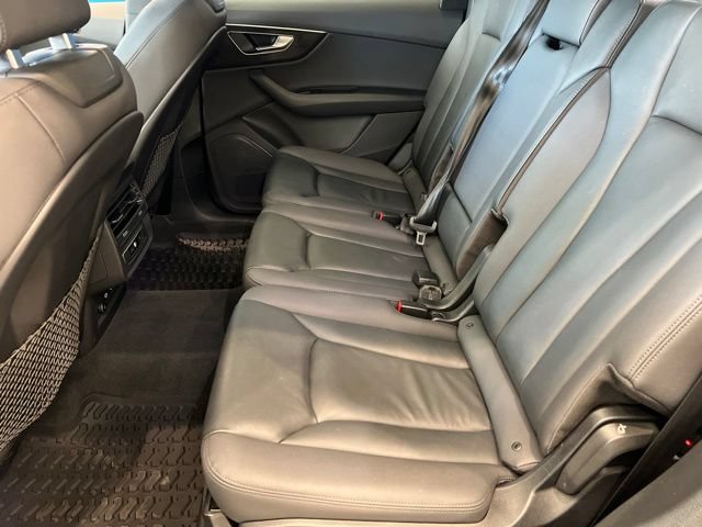 Used 2021 Audi Q7 3.0T Premium AWD/4WD image 13