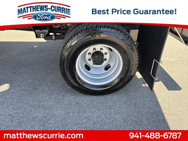 New 2026 Ford F350 XL w/ XL Chrome Package image 15