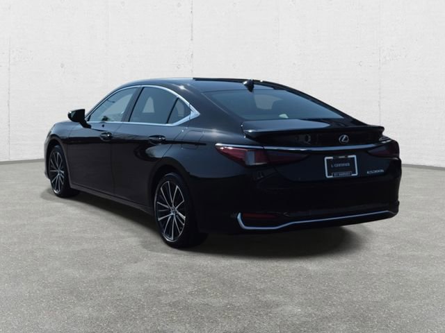 Certified 2025 Lexus ES 300h w/ Premium Package image 7