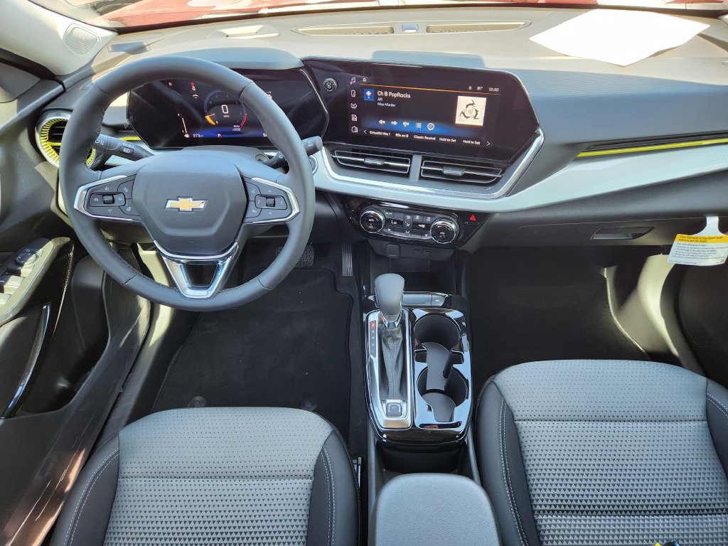 New 2026 Chevrolet Trax LT w/ Driver Confidence Package FWD image 11