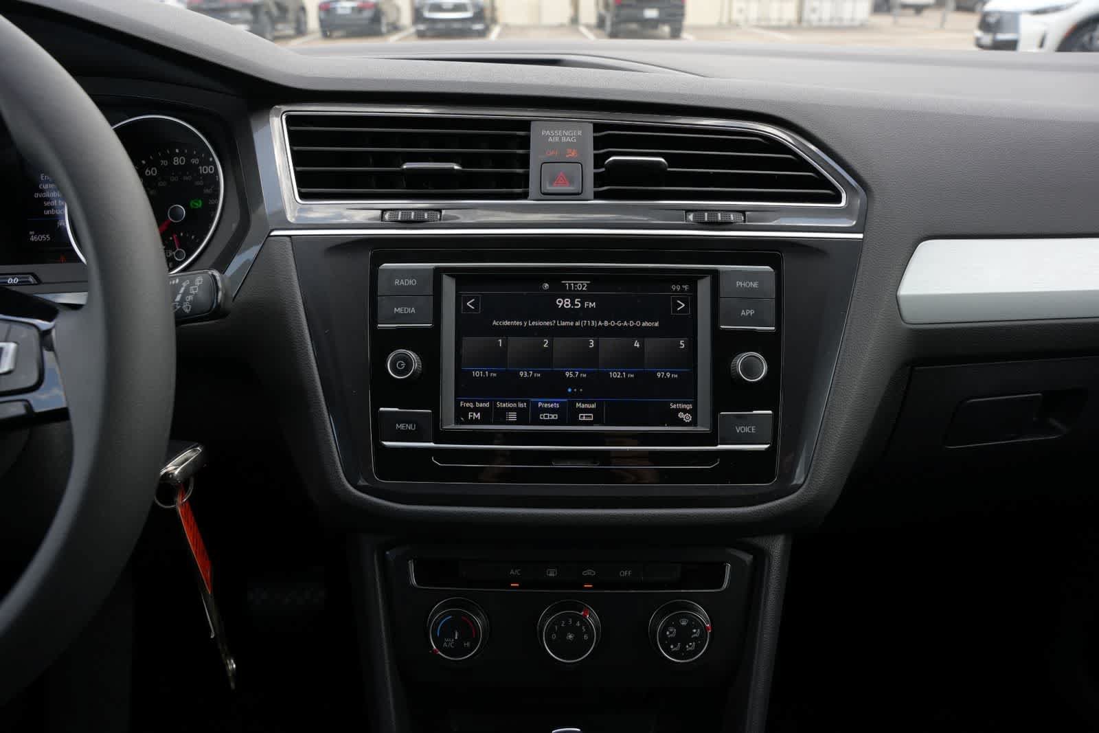 Used 2021 Volkswagen Tiguan S FWD image 12