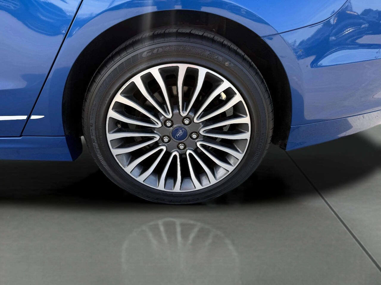 Used 2018 Ford Fusion Titanium AWD/4WD image 21