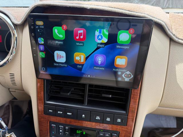 Used 2006 Ford Explorer Eddie Bauer image 27