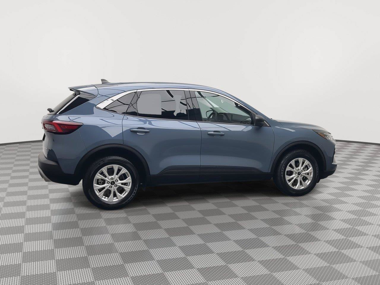 Certified 2023 Ford Escape Active w/ Tech Pack #1 AWD/4WD image 38