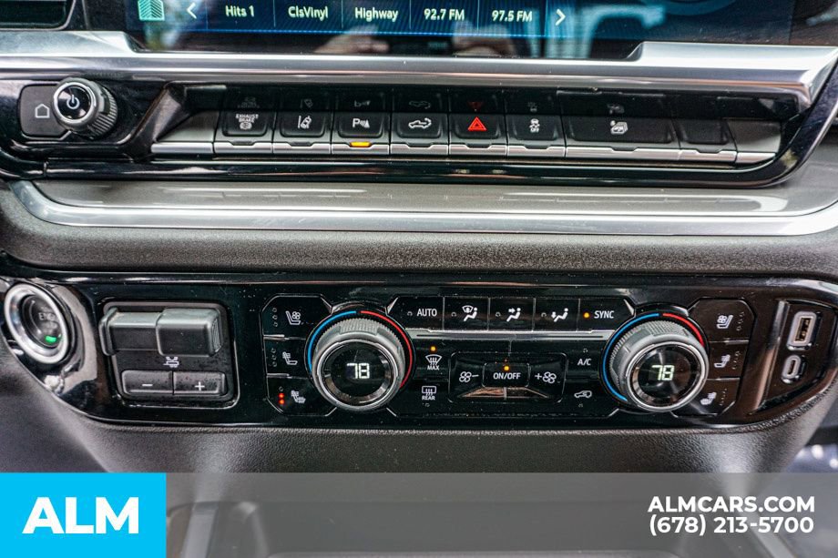 Used 2025 Chevrolet Silverado 3500 High Country w/ Technology Package image 42