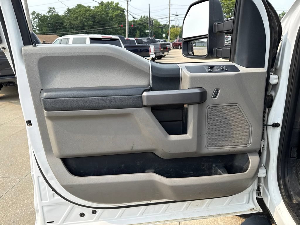 Used 2019 Ford F250 XLT w/ Snow Plow Prep Package AWD/4WD image 20