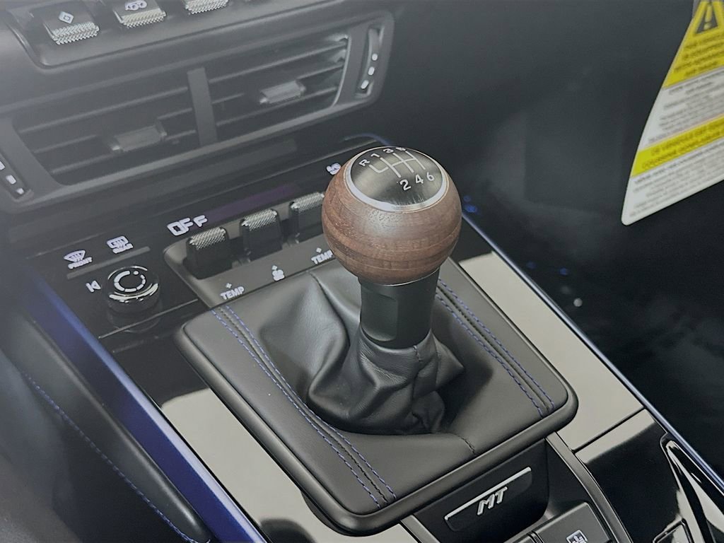 New 2026 Porsche 911 Carrera T image 19