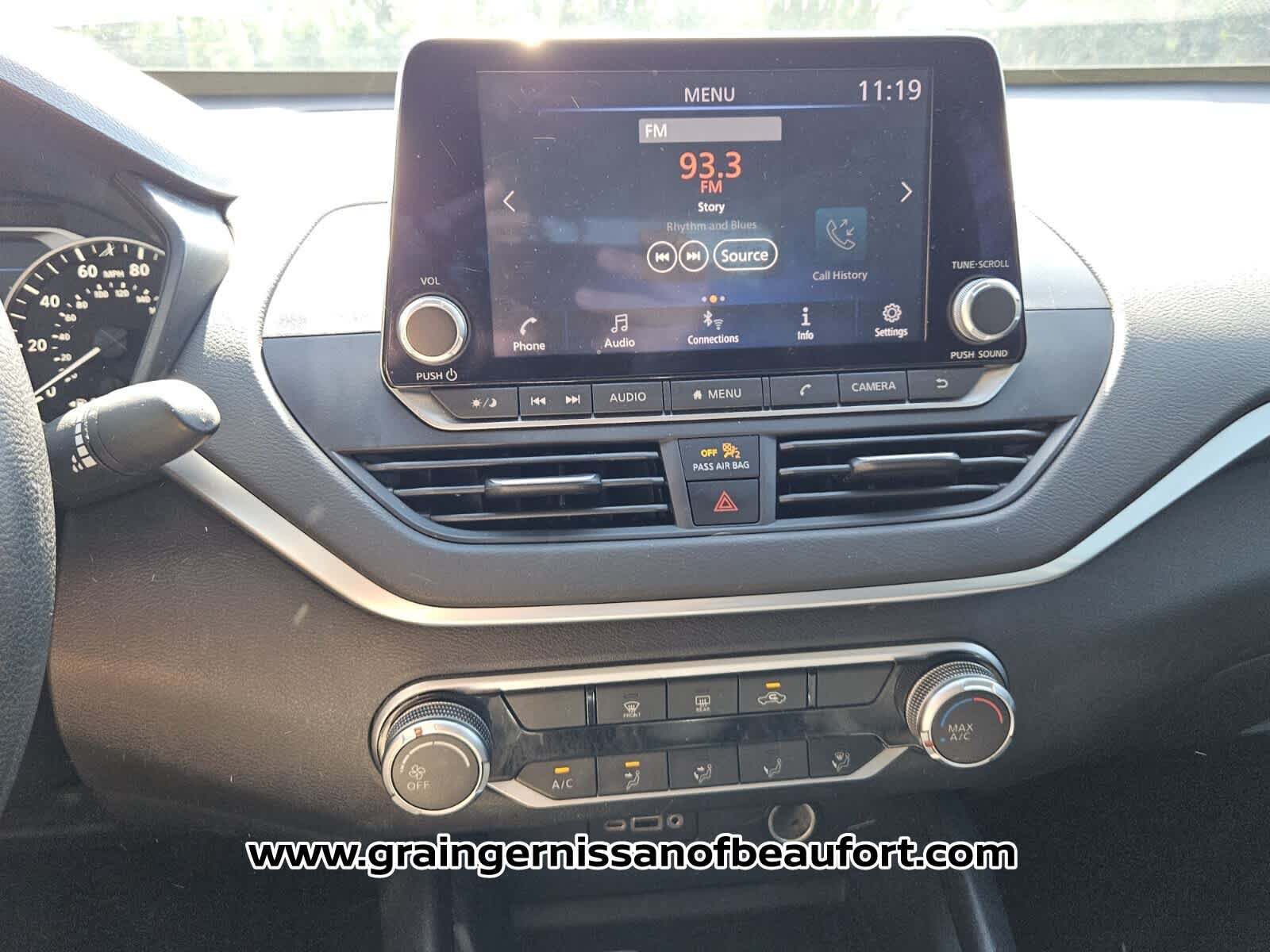 Used 2022 Nissan Altima 2.5 SV FWD image 8