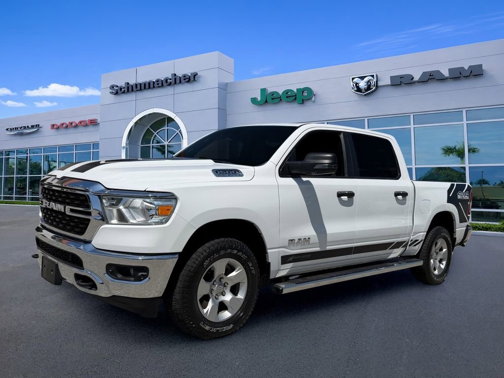 Used 2024 RAM 1500 Big Horn AWD/4WD image 3